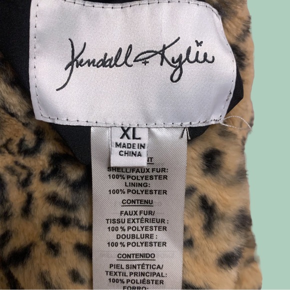 Kendal + Kylie Jenner Women's faux fur Animal print jacket - Picture 6 of 13